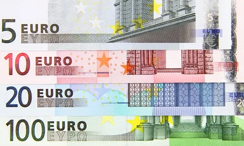 轻松解决资金难题，六合区过桥资金助力发展