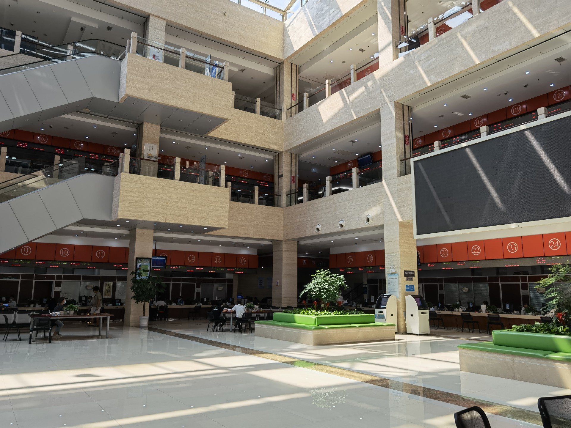 南京无抵押贷款全攻略：2026 年最新额度、利率与极速申请指南